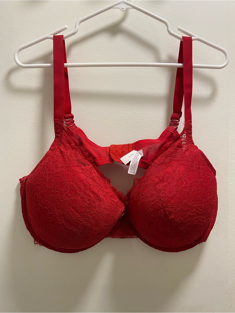 Red Lace Full-Coverage Women's Bra - Classic Support